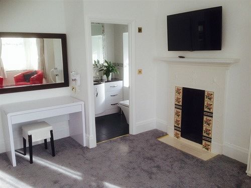 Bed & Breakfast Croham Park - Free Parking & Wi-fi