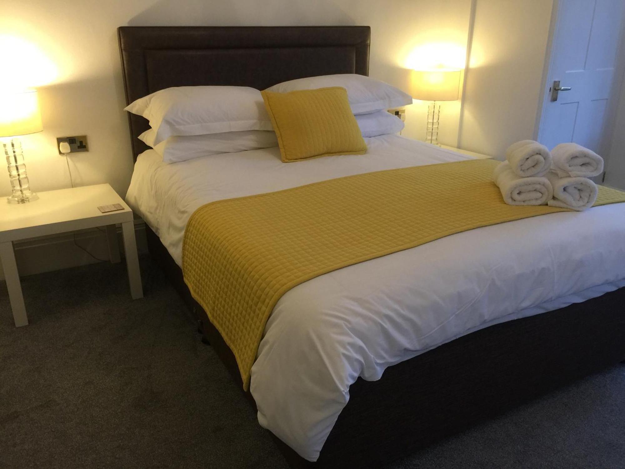 Alojamento de Acomodação e Pequeno-almoço Croham Park - Free Parking & Wi-fi 4*