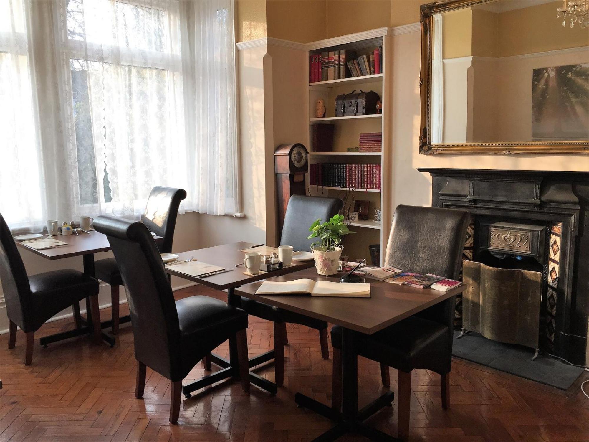 Croham Park - Free Parking & Wi-fi 4*