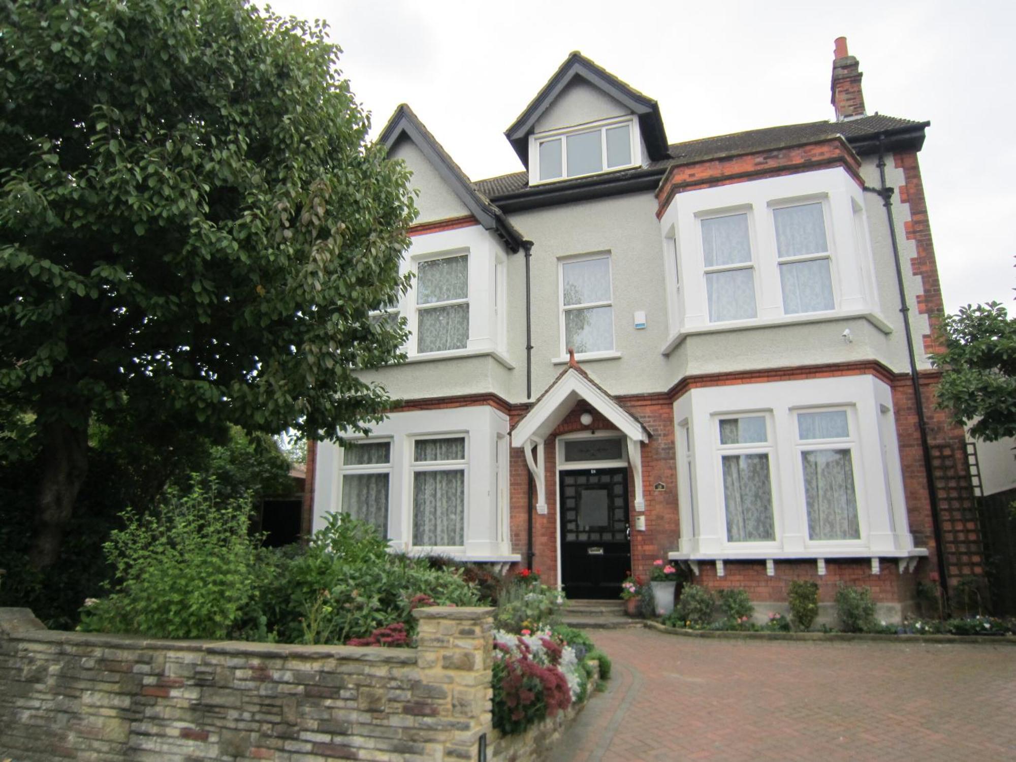 Croham Park - Free Parking & Wi-fi 4*